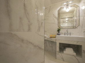 Palazzo Paruta & Wellness Apartments