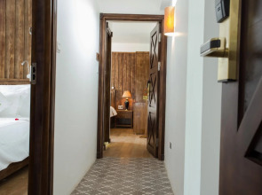 Singita Classy Boutique Hotel