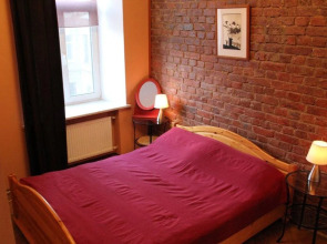 Randhouse Sennaya B&B