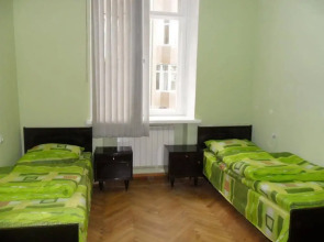 Cascade Hostel  Tours