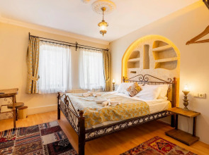 Nomads Cave Hotel & Rooftop