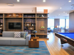 Felix by STX Hotel & Suite