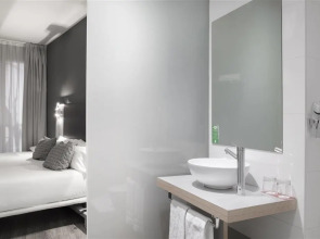 Petit Palace Plaza España