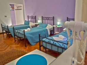 B&B I Am Here Central Station