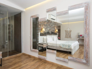 Dedeminn Marina Hotel