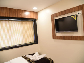 Hotel Flora Fountain