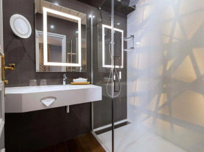 Le Relais Saint Honoré