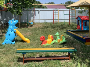 Азов Холидей