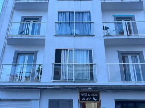 Cisne by Nest Hostel