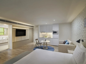 Shama Yen-Akat Bangkok