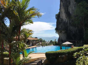 Railay Phutawan Resort