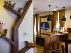 Les Bambous Luxury Hotel