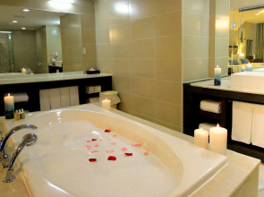 Blue Sky Hotel & Tower