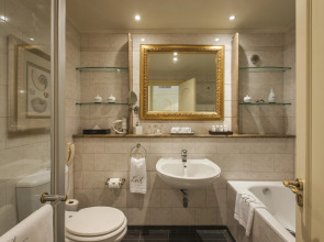 Labourdonnais Waterfront Hotel