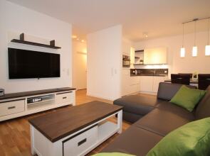 Wohnen am Yachthafen W25