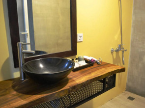 Monsoon Bassac Hotel