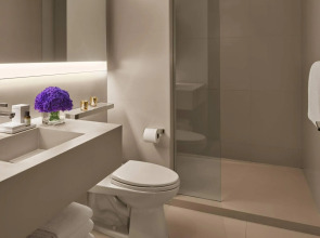 The New York EDITION