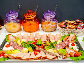 Elina Hotel Apartments