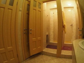 Штраус Хаус