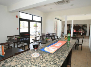 New York Plaza Hotel Apartments