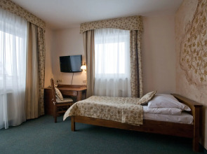 Helan Family & Garden