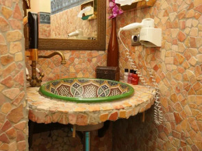 Hotel Villa Oriental & Restaurant