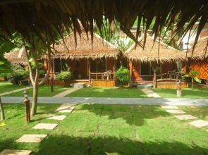 Phi Phi Nice Beach Resort