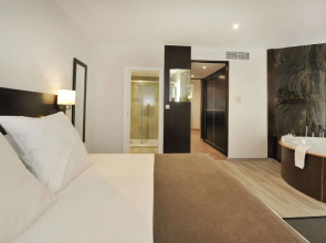 Hotel Salobreña Suites