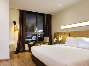 Starcity Hotel & Condotel Beachfront Nha Trang