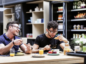 Cove - Centrum, Passage