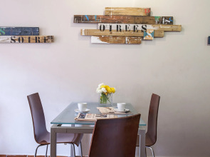 AinB Las Ramblas-Guardia Apartments