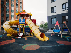 ЖивиТУТ на проспекте Комсомольский 80Е