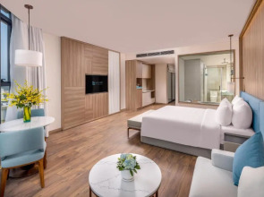 A La Carte Ha Long Bay Residence