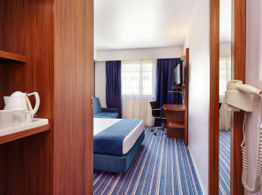 Holiday Inn Express Lisbon - Alfragide by IHG