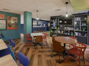 Travelodge Edinburgh Cameron Toll