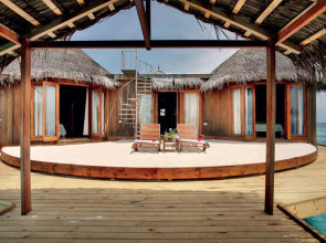 Nika Island Resort & Spa