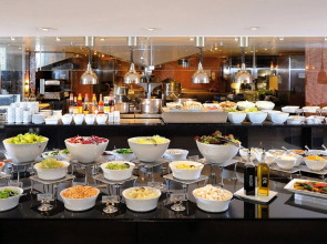 Courtyard by Marriott Hong Kong