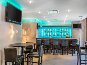 Inn of Chicago Magnificent Mile