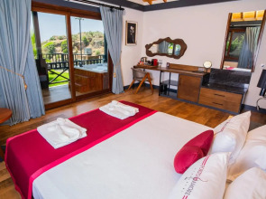 Porto Amore Club  Hotel