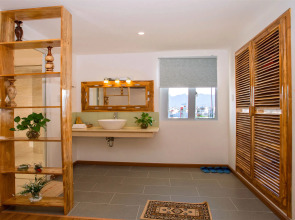 Rex Hotel and Apartment