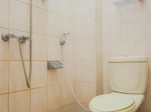 OYO 1111 Pasar Baru Inn