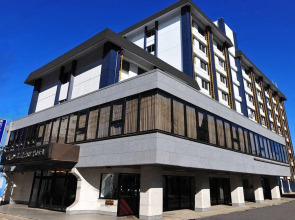 Отель Tokyo Business