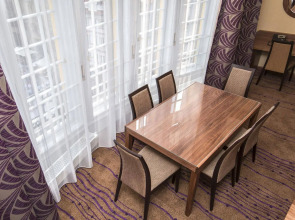 Merchant's Crown Suites and Spa