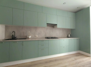 Апартаменты на проспекте Российский 13