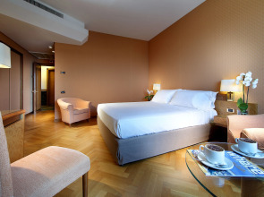 Отель Exe Majestic