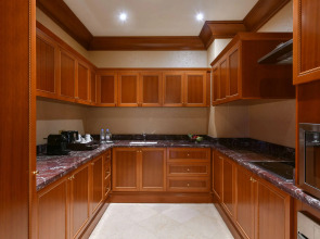 Al Aziziyah Boutique Hotel By The Torch