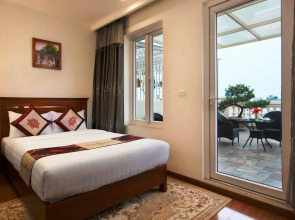 Sq Hang Gai Hotel & Spa