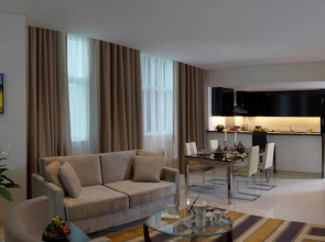 DAMAC Maison Cour Jardin