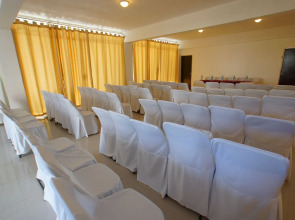 Hotel Imperial las Perlas