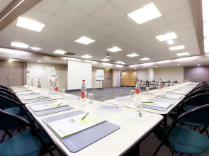 Отель Campanile Paris Est - Porte de Bagnolet 